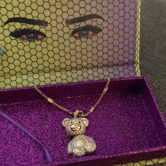 Necklace - Picture 2 of 3